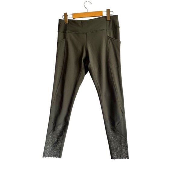 Lululemon Tight Stuff Tight II Size 8 Dark Olive Green - Picture 2 of 12